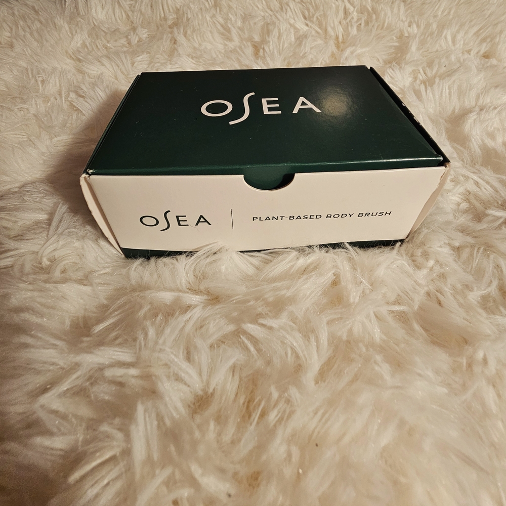 OSEA Plant-Based Body Brush